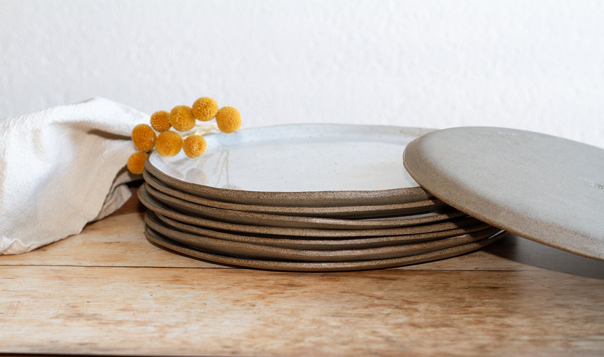 Mogop Plates - Stoneware - Brown clay