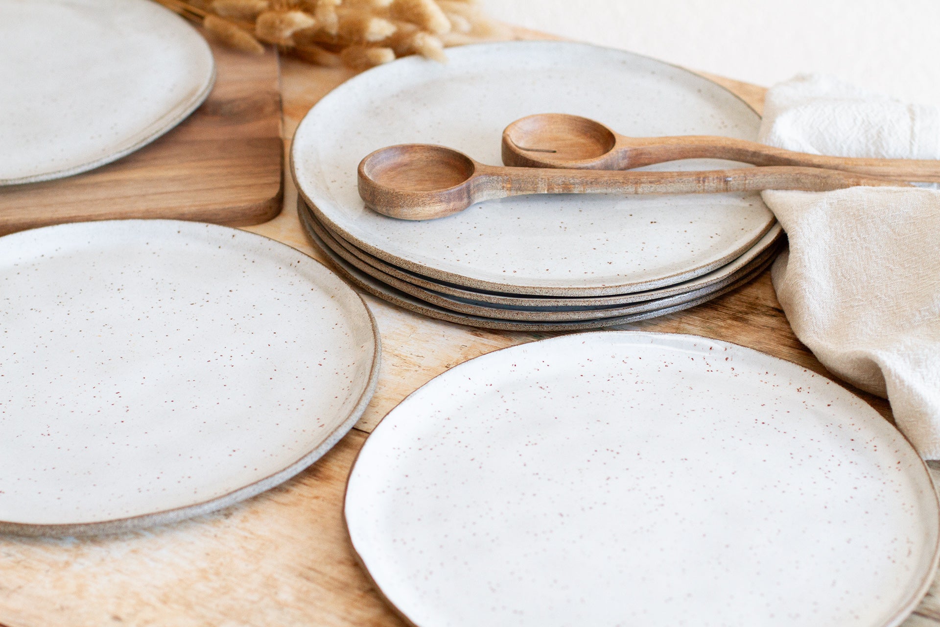 Mogop Plates - Stoneware - Brown clay